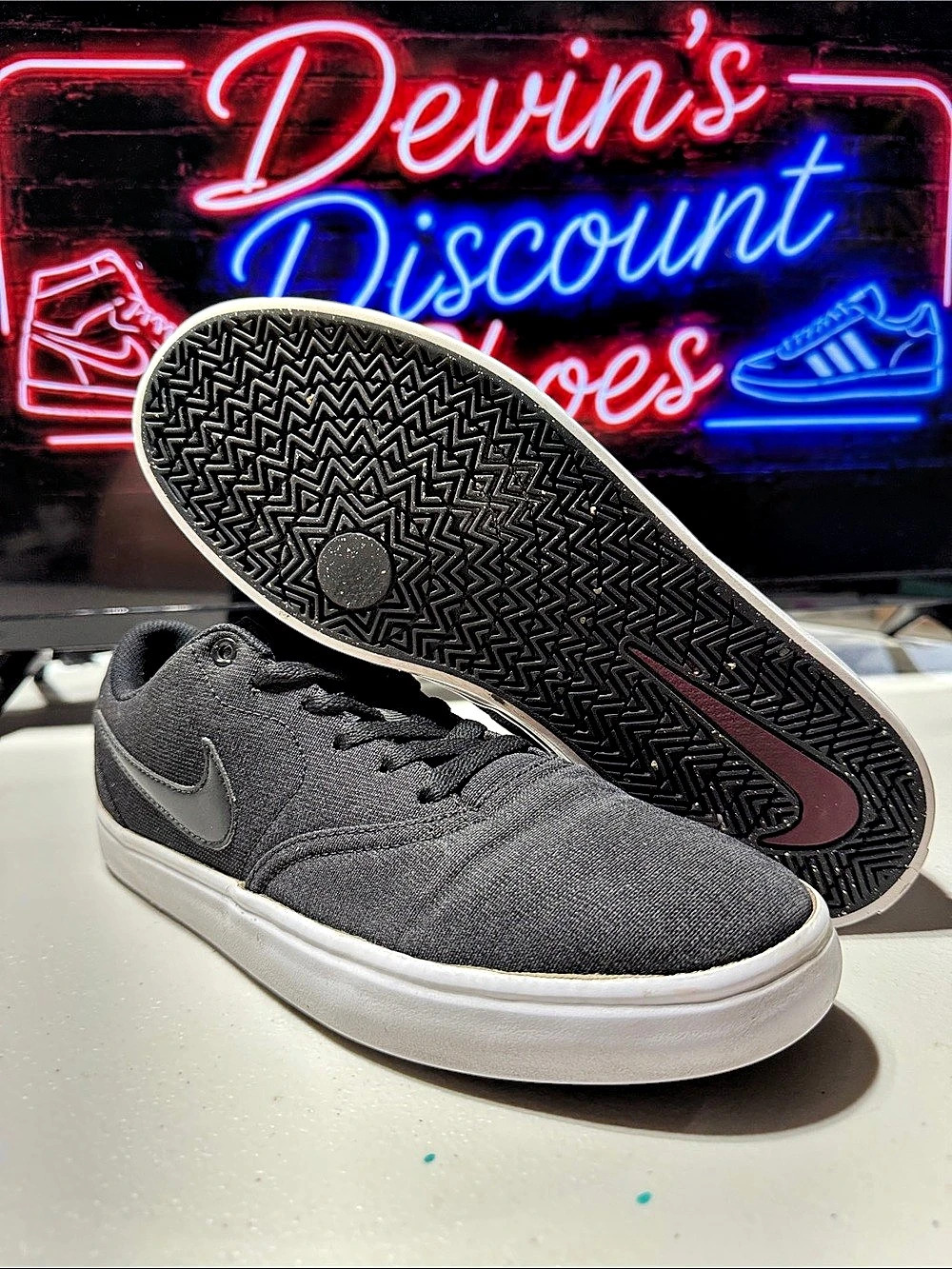 Nike SB Chron 2 Canvas Gray & White Sneakers